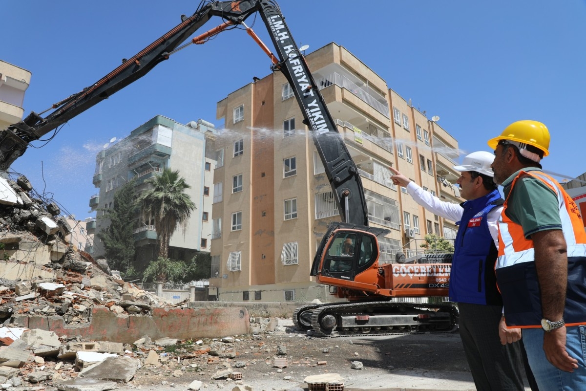 Şanlıurfa’da depremin izleri tamamen siliniyor  - Videolu Haber