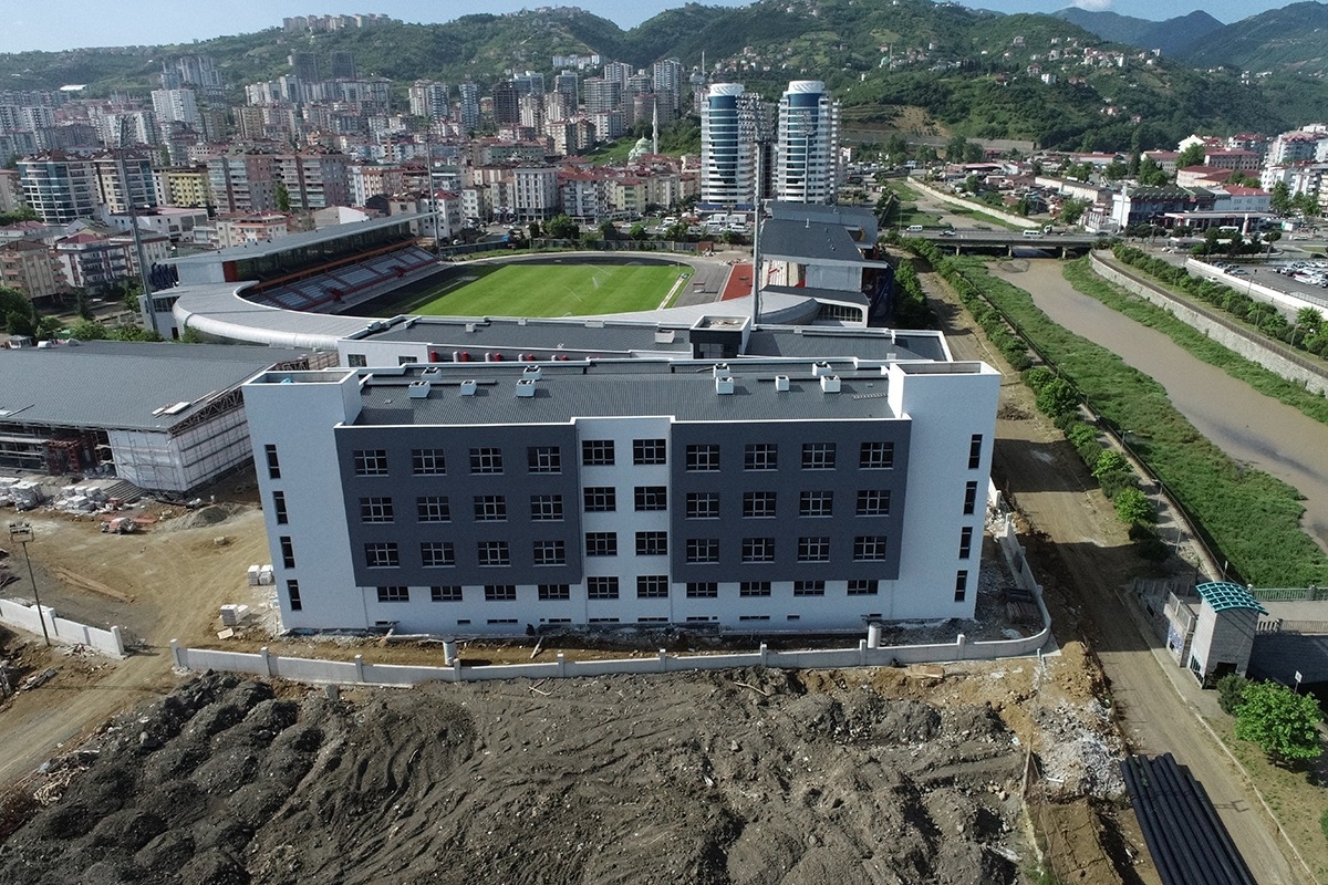 Akçaabat'taki Spor Lisesi sona yaklaşıyor