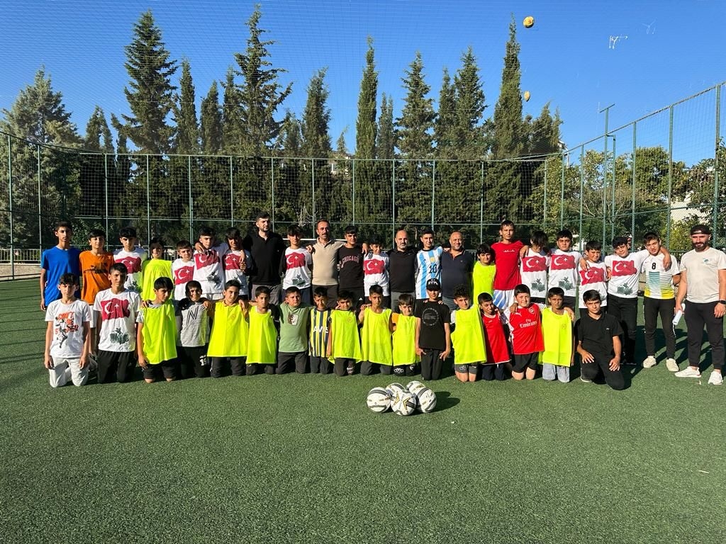 TÜGVA Futbol Okulu başladı