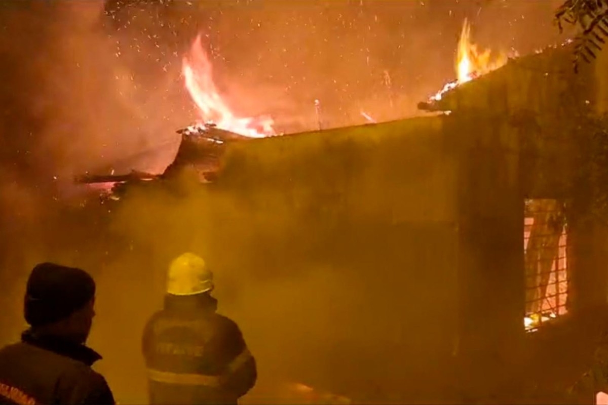 Kahramanmaraş’ta tarihi konak yangında kül oldu  - Videolu Haber