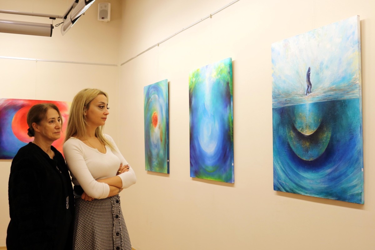 SANKO Sanat Galerisi’nde Döngü temalı resim sergisi açıldı