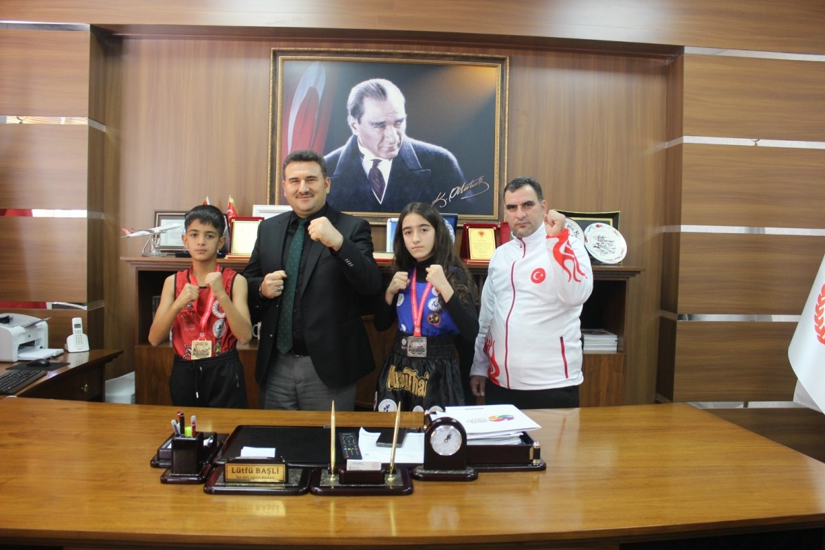 Kâhtalı şampiyonlar Antalya'yı salladı