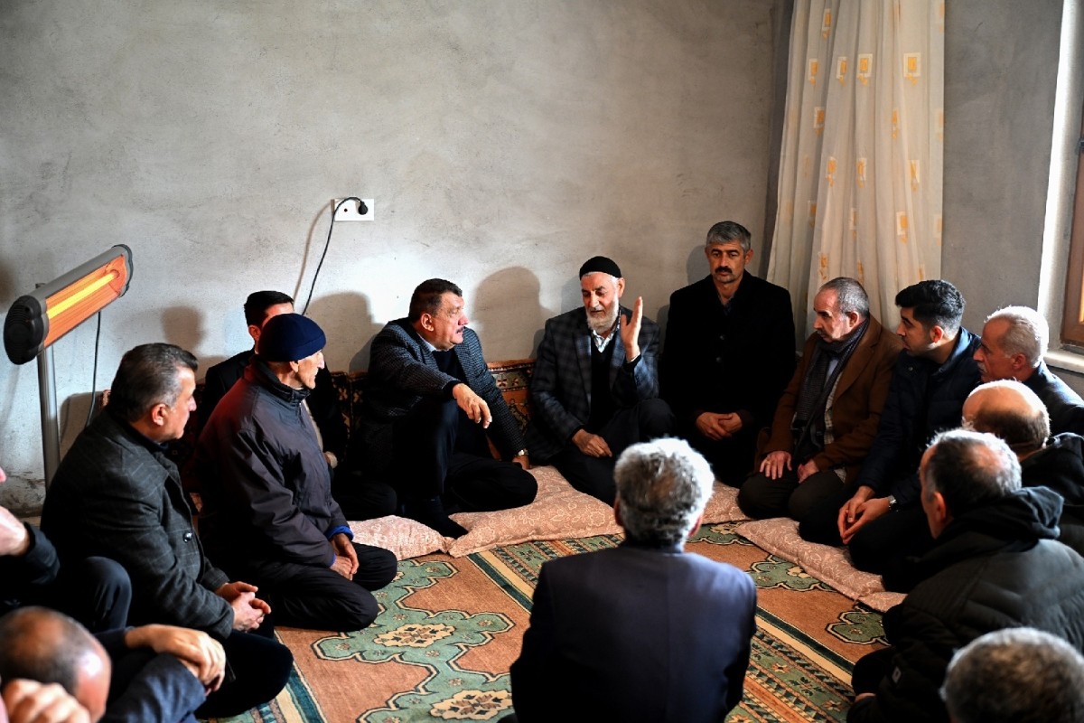 Başkan Gürkan Ortaköy Mahallesi ve Bölge Muhtarları ile Bir Araya Geldi
