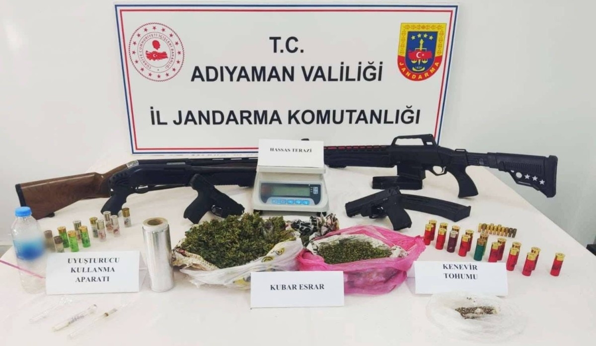 Adıyaman'da uyuşturucu satıcılarına operasyon: 2 gözaltı