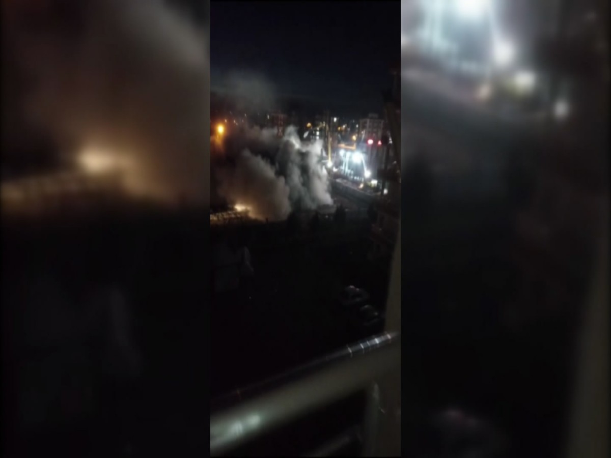 Adıyaman'da hasarlı 8 katlı bina yıkıldı  - Videolu Haber