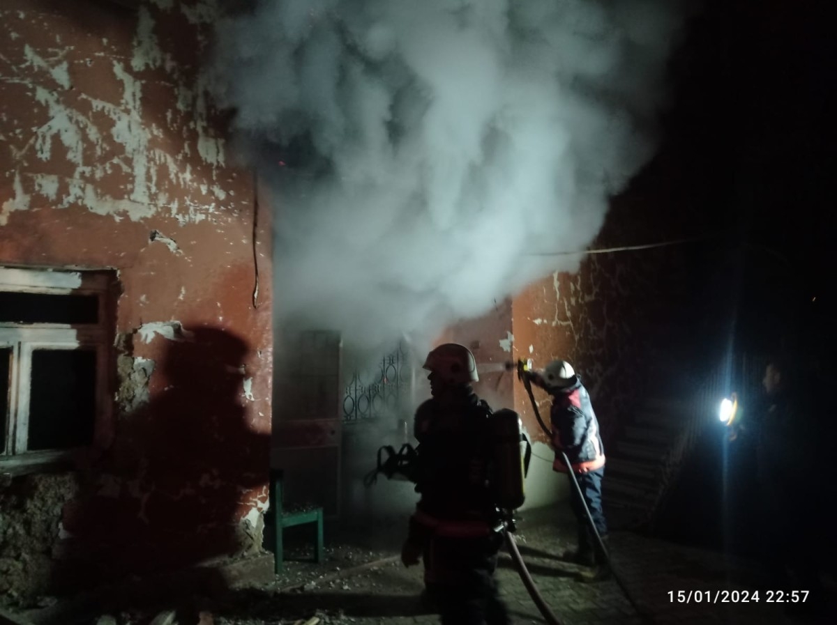 Malatya'da korkutan yangın  - Videolu Haber