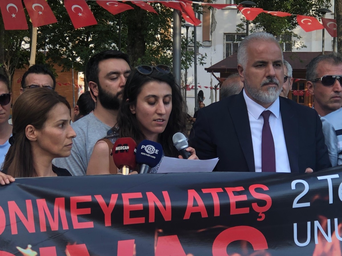 Emek ve Demokrasi Platformu'ndan 'Madımak' tepkisi  - Videolu Haber