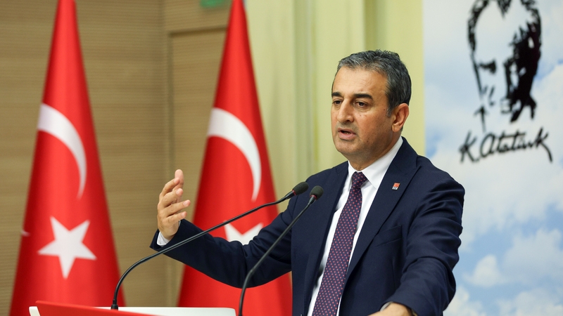 Burhanettin Bulut: 'Sansürün bahanesi: kişilik hakları'