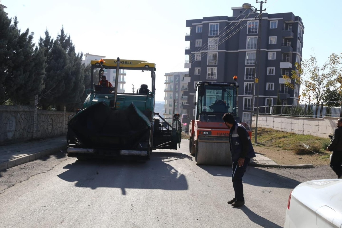 Başkan Kılınç, asfaltlama çalışmalarını inceledi