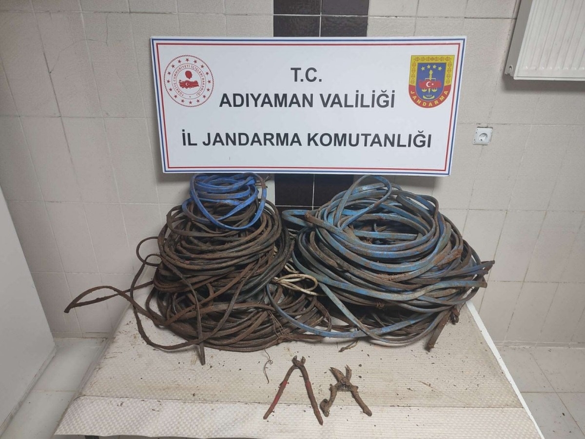 Su motorlarına ait kabloları çalan 2 şüpheli gözaltına alındı